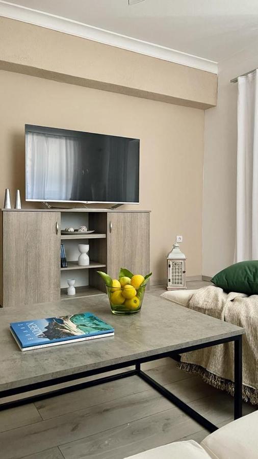 The Acropolis Cave Apartment *