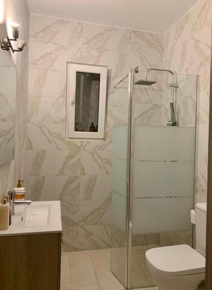 The Acropolis Cave Apartment Athens